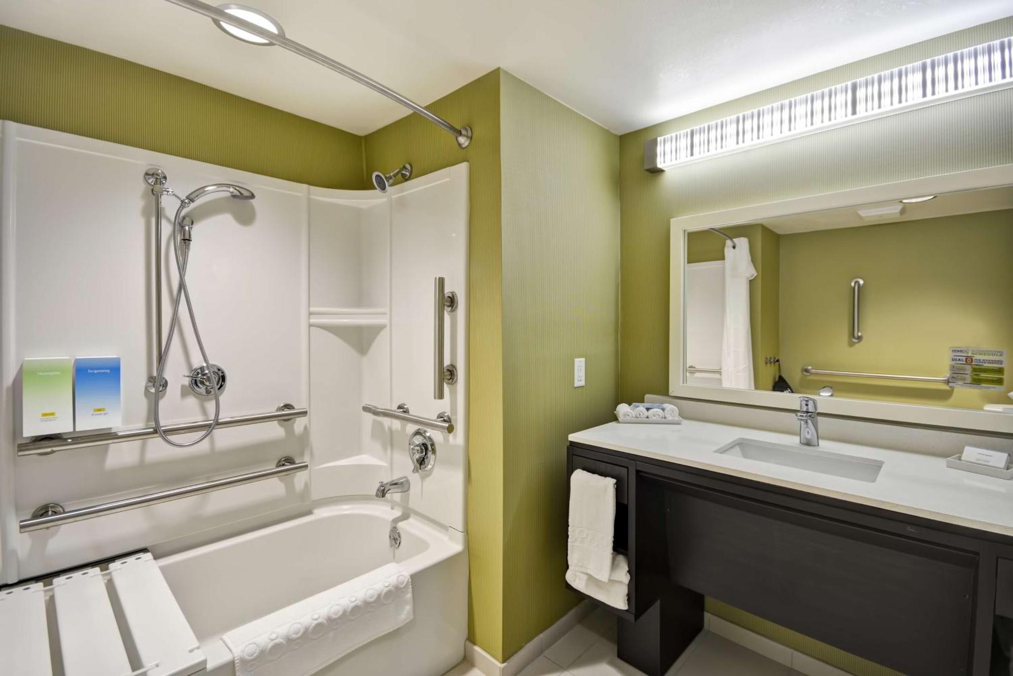 Home2 Suites By Hilton Oswego Bagian luar foto