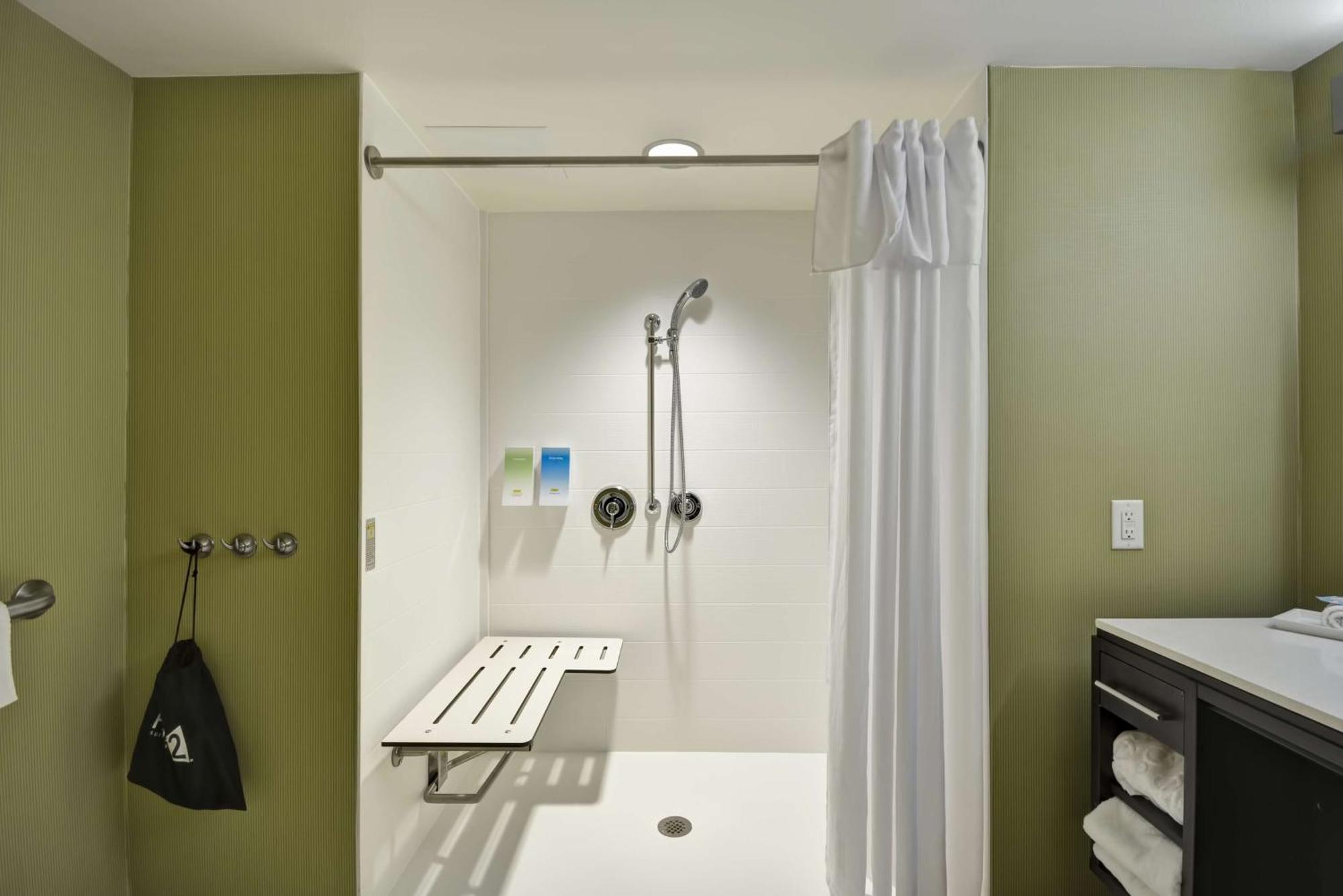 Home2 Suites By Hilton Oswego Bagian luar foto